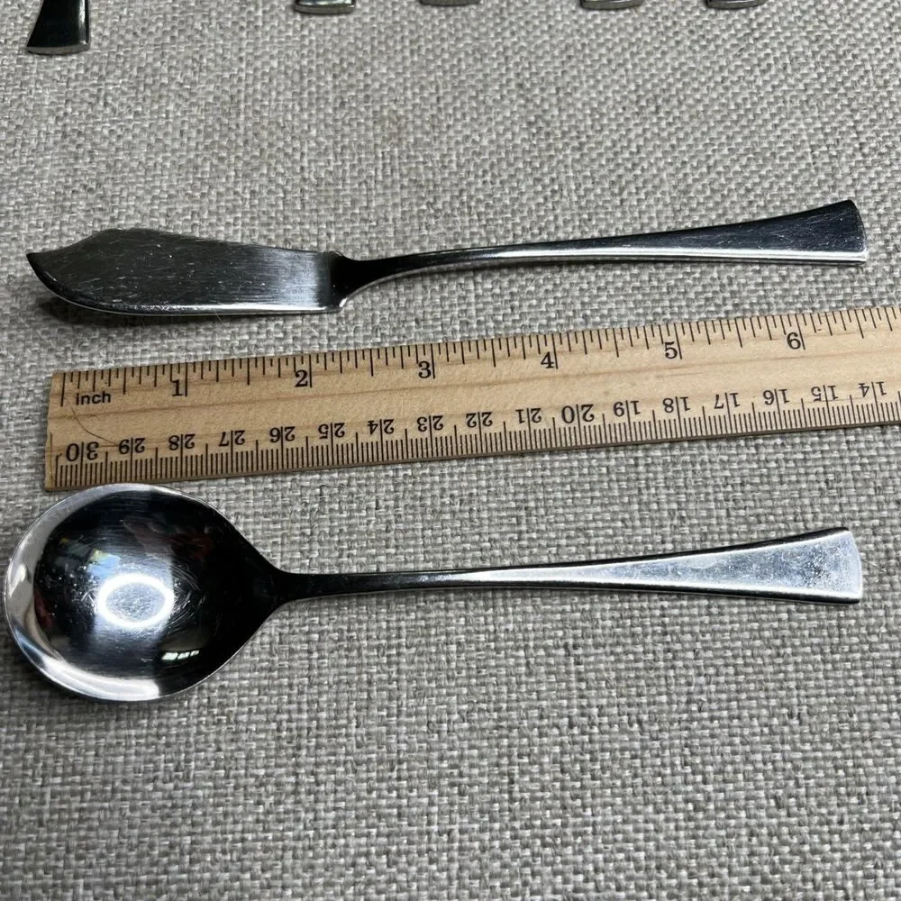 Stanley Roberts SRB284 Stainless Flatware Japan 44 PCS